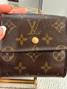 Louis Vuitton Monogram Elise compact wallet (Project ??)